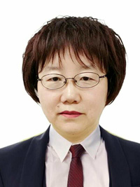 张丽玲 库管  工勤人员.jpg